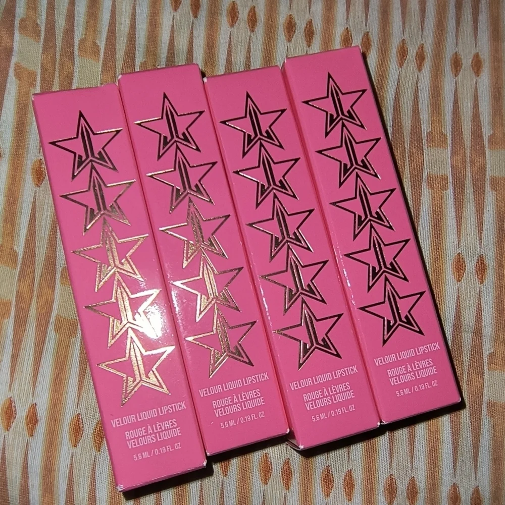 Jeffree Star experience luxurious